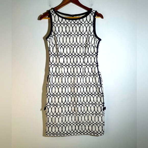 Lilly Pulitzer Francesca Shift - Picture 2 of 5